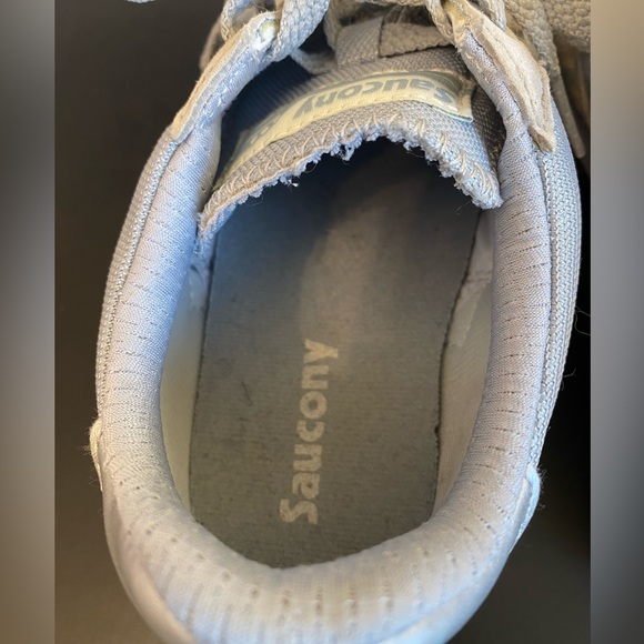 Saucony unisex running shoes, size 6.5 - Picture 5 of 6